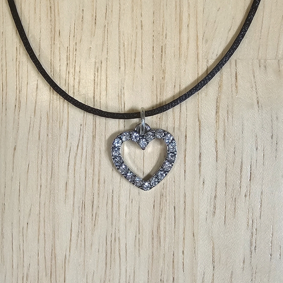 New✨️Heart Rhinestone Necklace - Picture 4 of 6